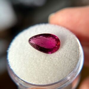💖🔥 3.14 CT Natural RUBELLITE Vivid Hot Pink Investment Pear Gem